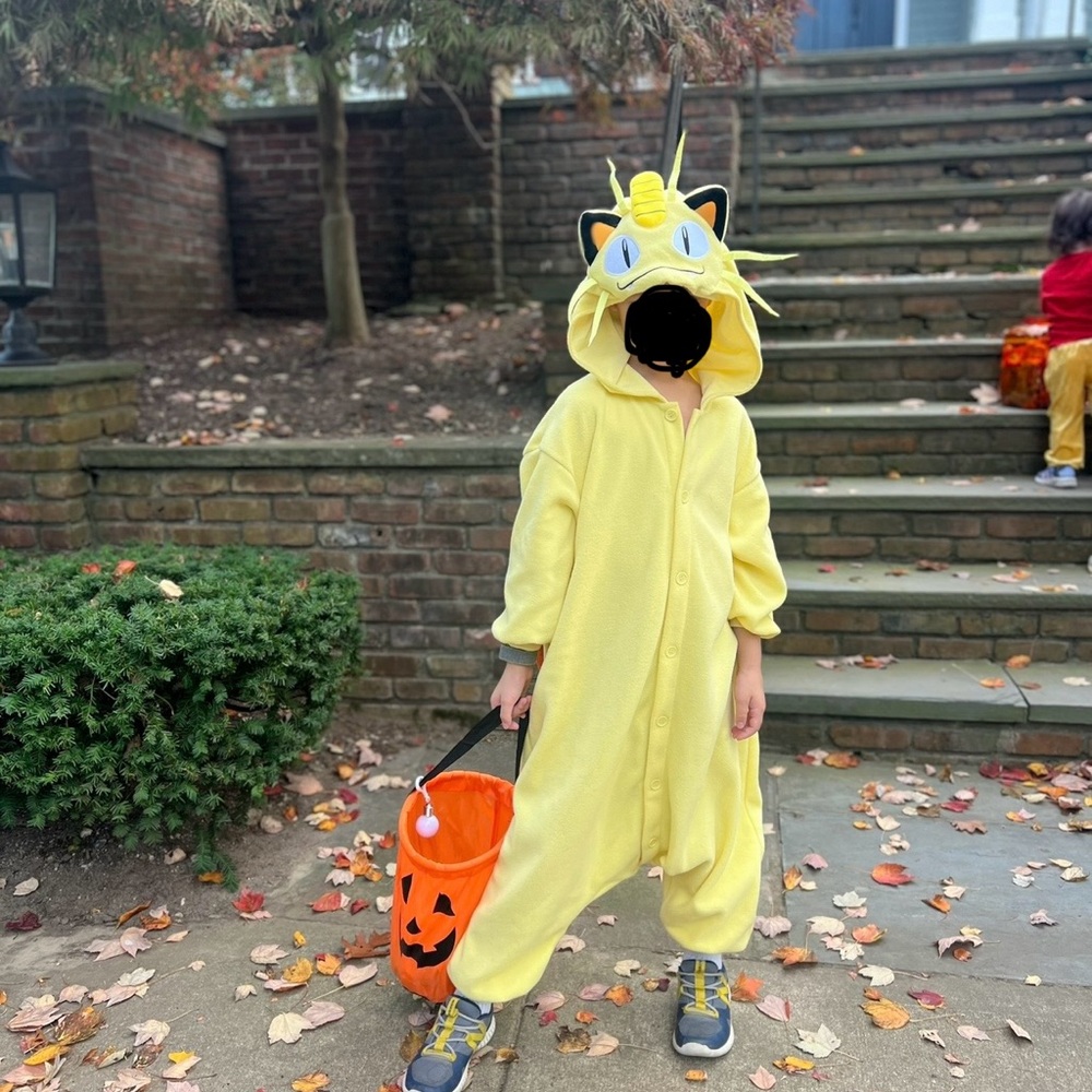 Meowth Kids Pokemon Official Licensed Pokemon costume from Kigurumi store